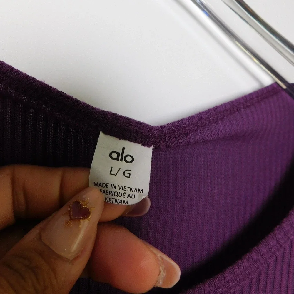 Alo Yoga Gather Long Sleeve Top Dark Plum Purple Ribbed‎ Ruched Size Large